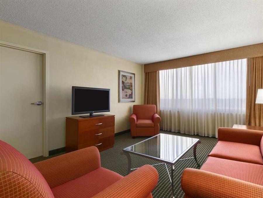 Embassy Suites Winston-Salem Exterior foto